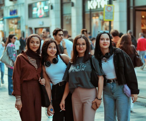 Wat maakt een generalistisch huis aantrekkelijk voor verschillende generaties?